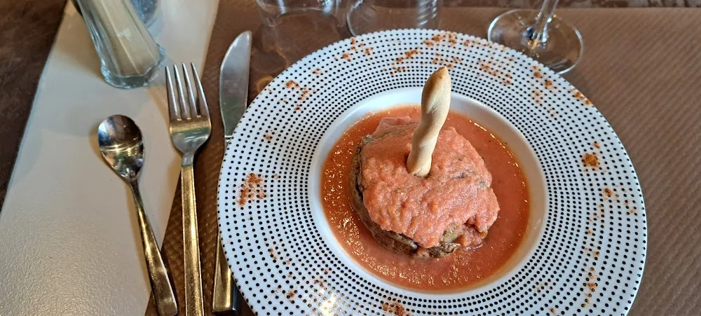 Gâteaux de Foi Avec Son Coulis de Tomate